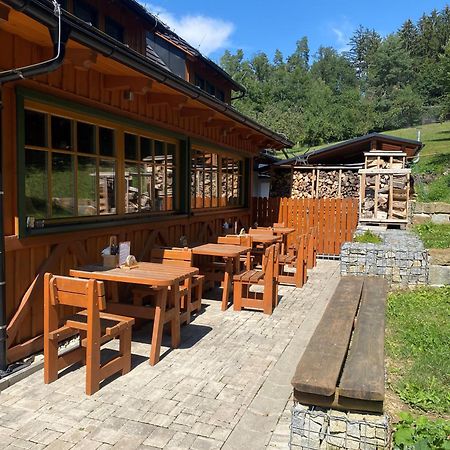 Kamenacka Myslivna Hotel Moravany  ภายนอก รูปภาพ