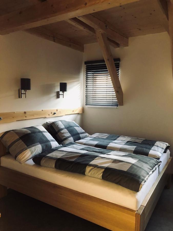 Kamenacka Myslivna Hotel Moravany  ภายนอก รูปภาพ